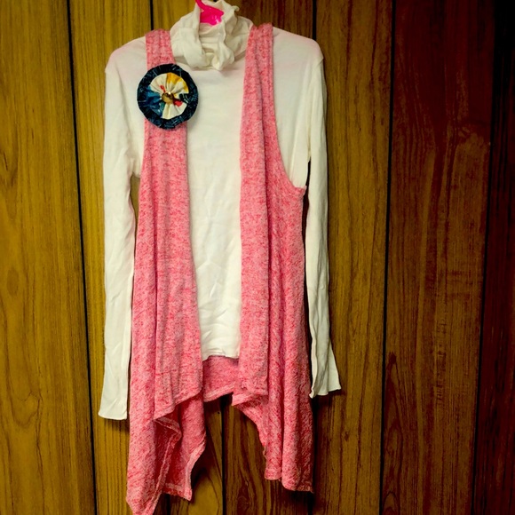 Two pieces - Picture 1 of 2